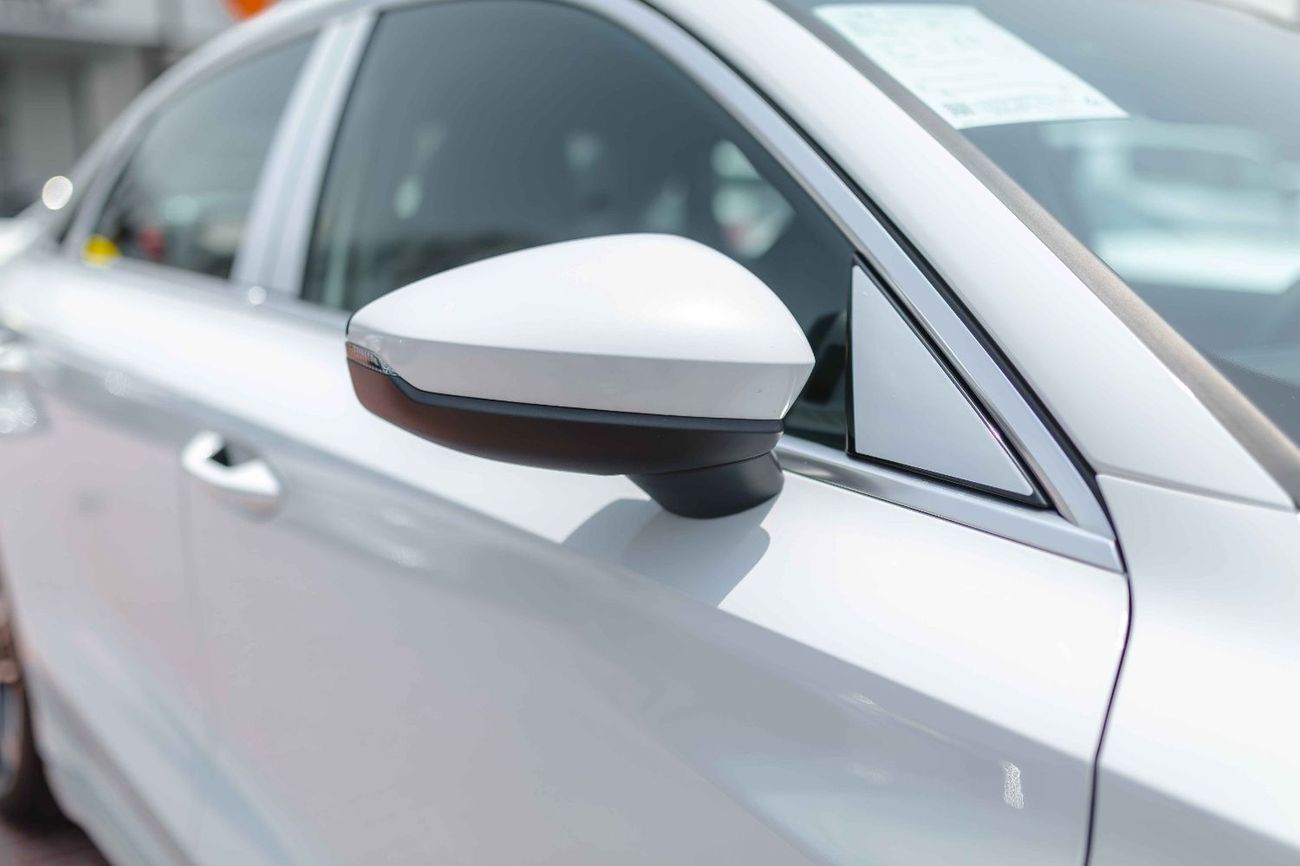 Audi A3 Audi A3 1.5T 35 TFSI S-Tronic Sedan 2025 (White)