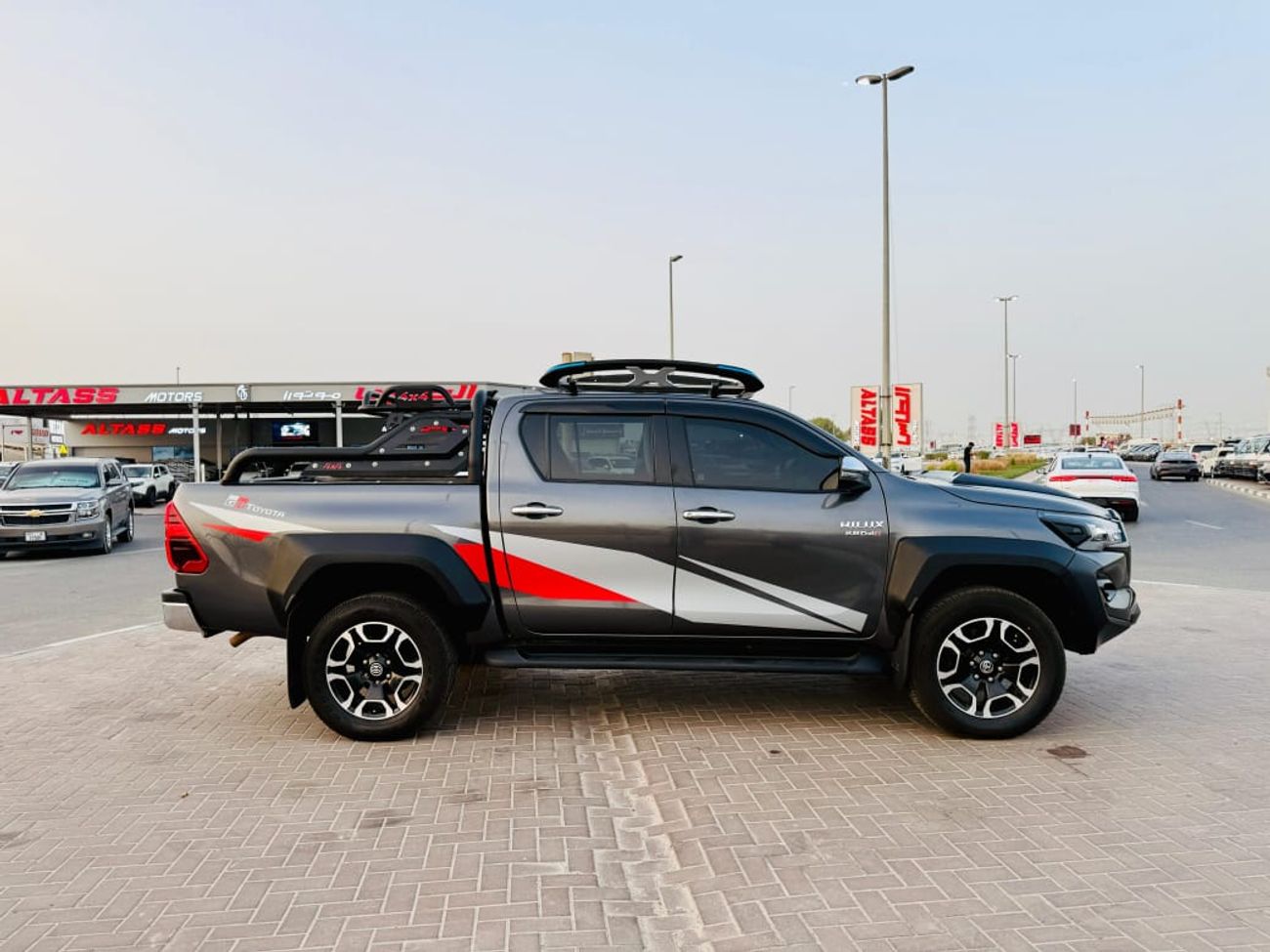 Toyota Hilux Toyota Hilux RHD diesel double cabin automatic gear black colour automatic gear Australian specs