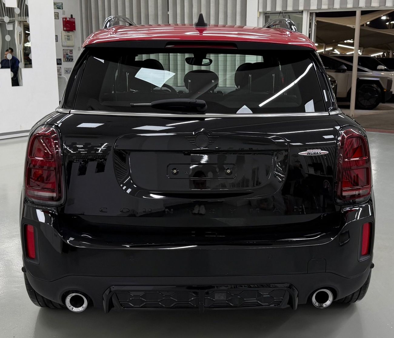 ميني جون كوبر كونتري مان GCC .. FSH .. Low Milegea .. Top Range