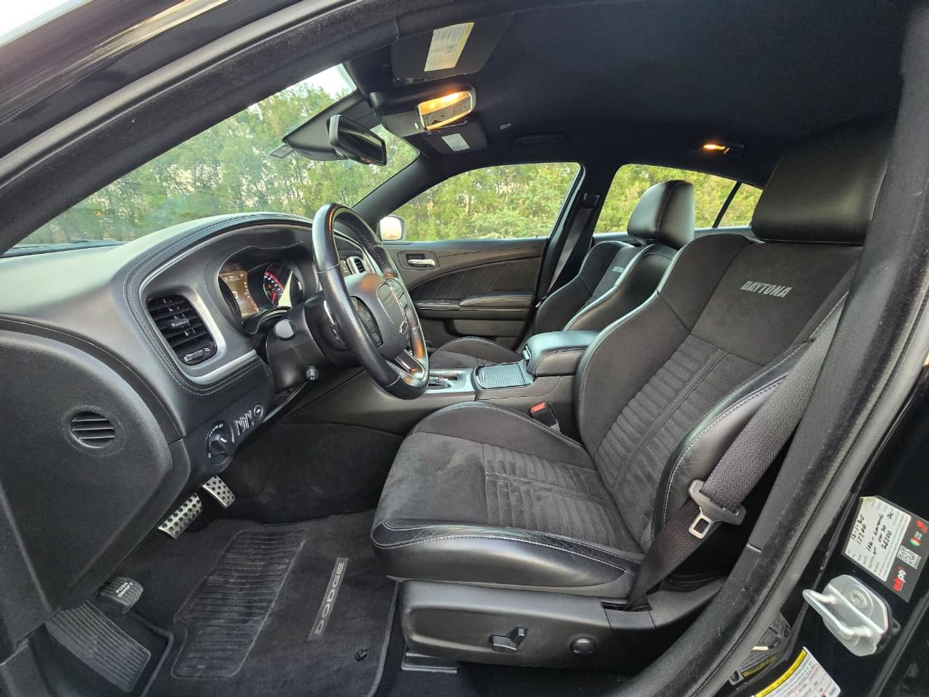 Dodge Charger Daytona R/T 5.7L DODGE CHARGER DAYTONA 2023 R/T V8 ORGINAL PAINT // LOW MILEAGE // PERFECT CONDITION