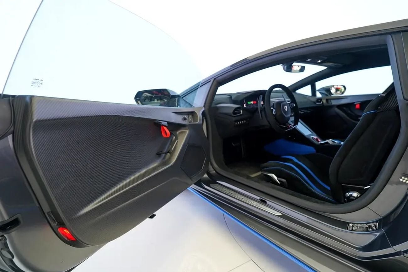 Lamborghini Huracan STO
