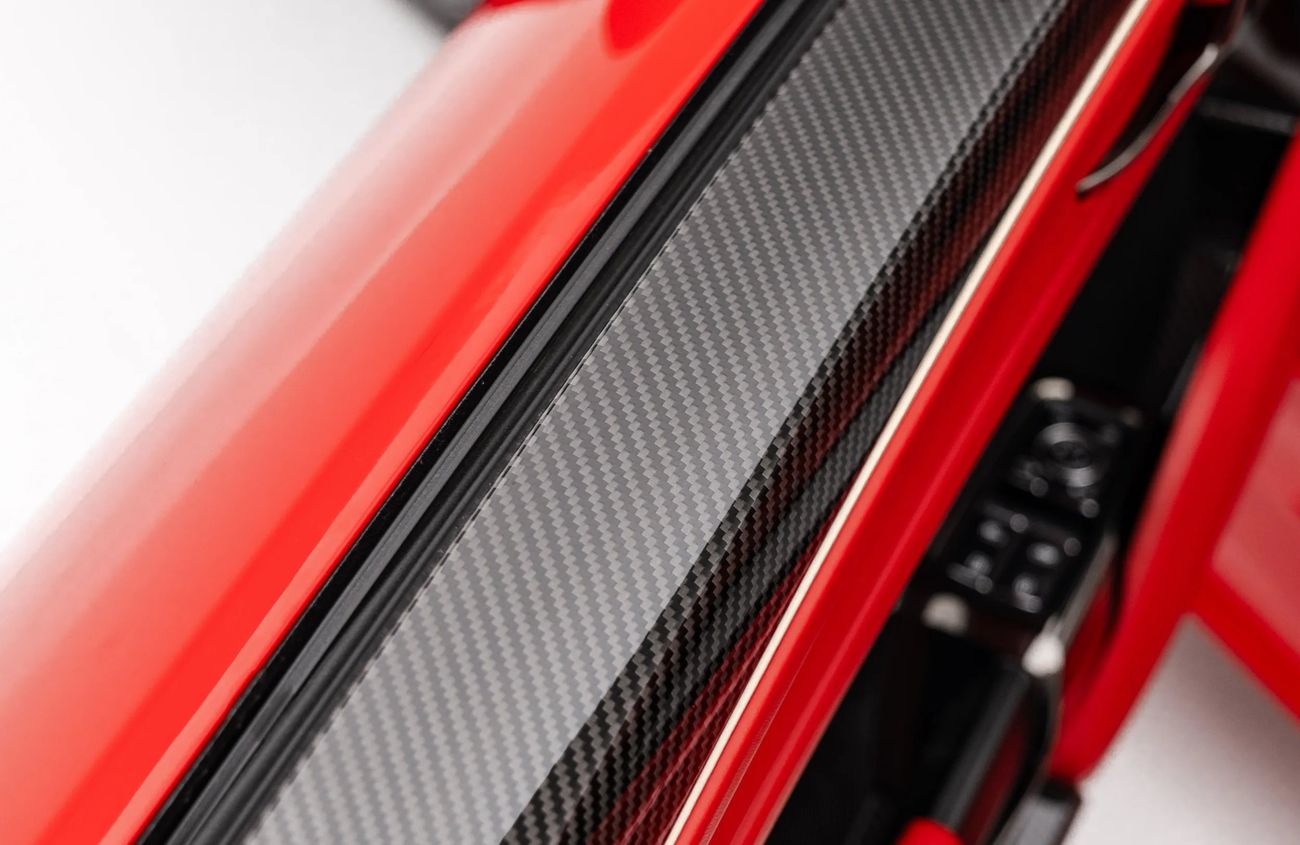 بورش 918 سبايدر 4.6L V8 N/A engine + Emotor