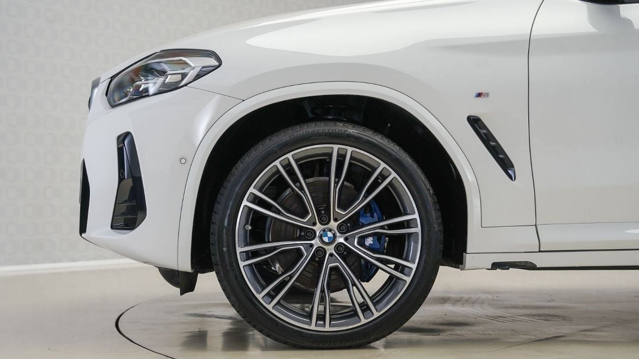 بي أم دبليو X4 xDrive 30i M Sport 2.0L UAE's Very Best Example | AED 3,316 Per Month
