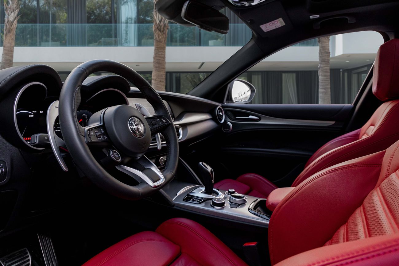 Alfa Romeo Stelvio 3,095 P.M | Stelvio Veloce | 0% Downpayment | Perfect Condition!