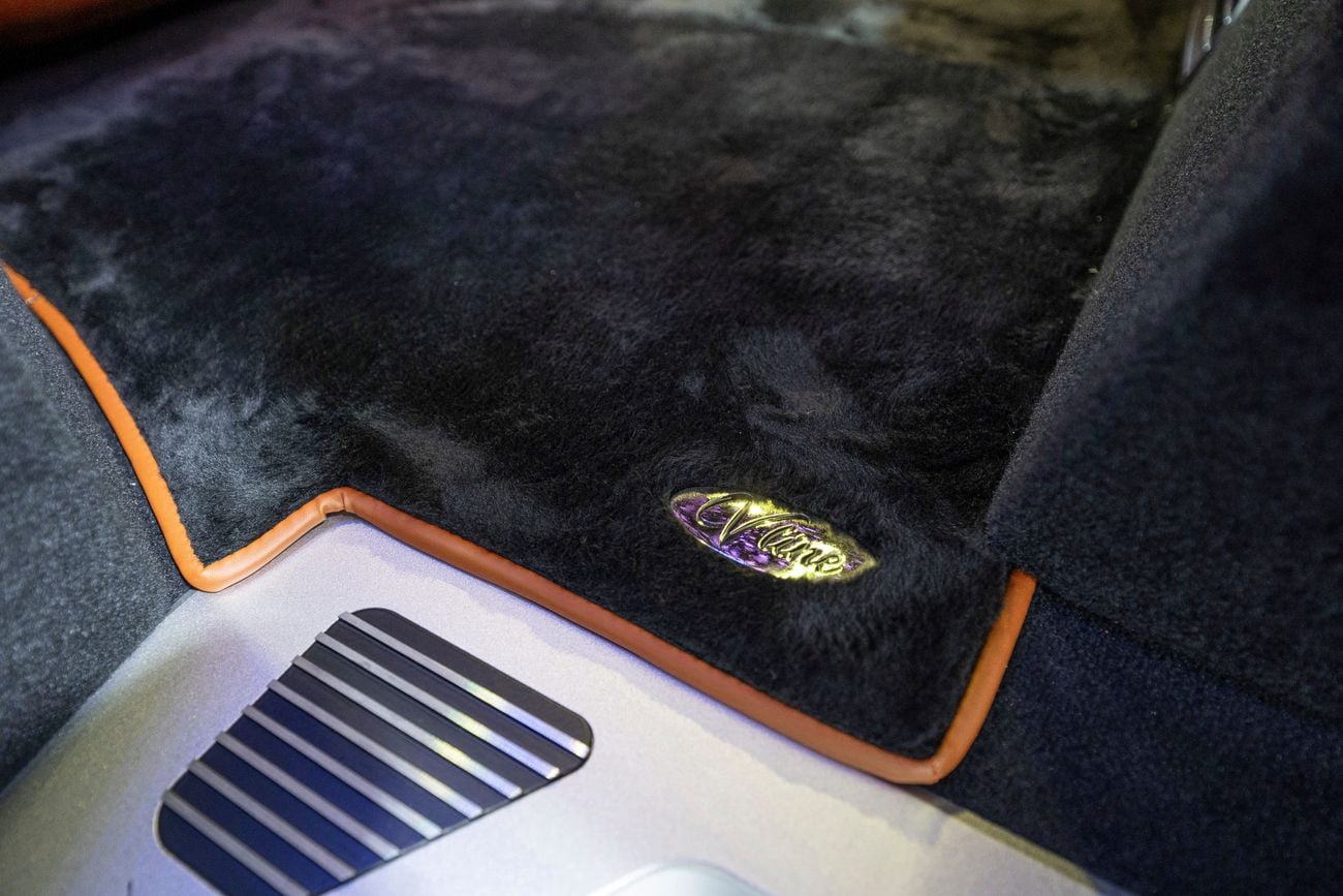 Mercedes-Benz V 250 2023 VIP MERCEDES GCC V250 - 2 Years Warranty by VLINE Design Factory DUBAI (5479)