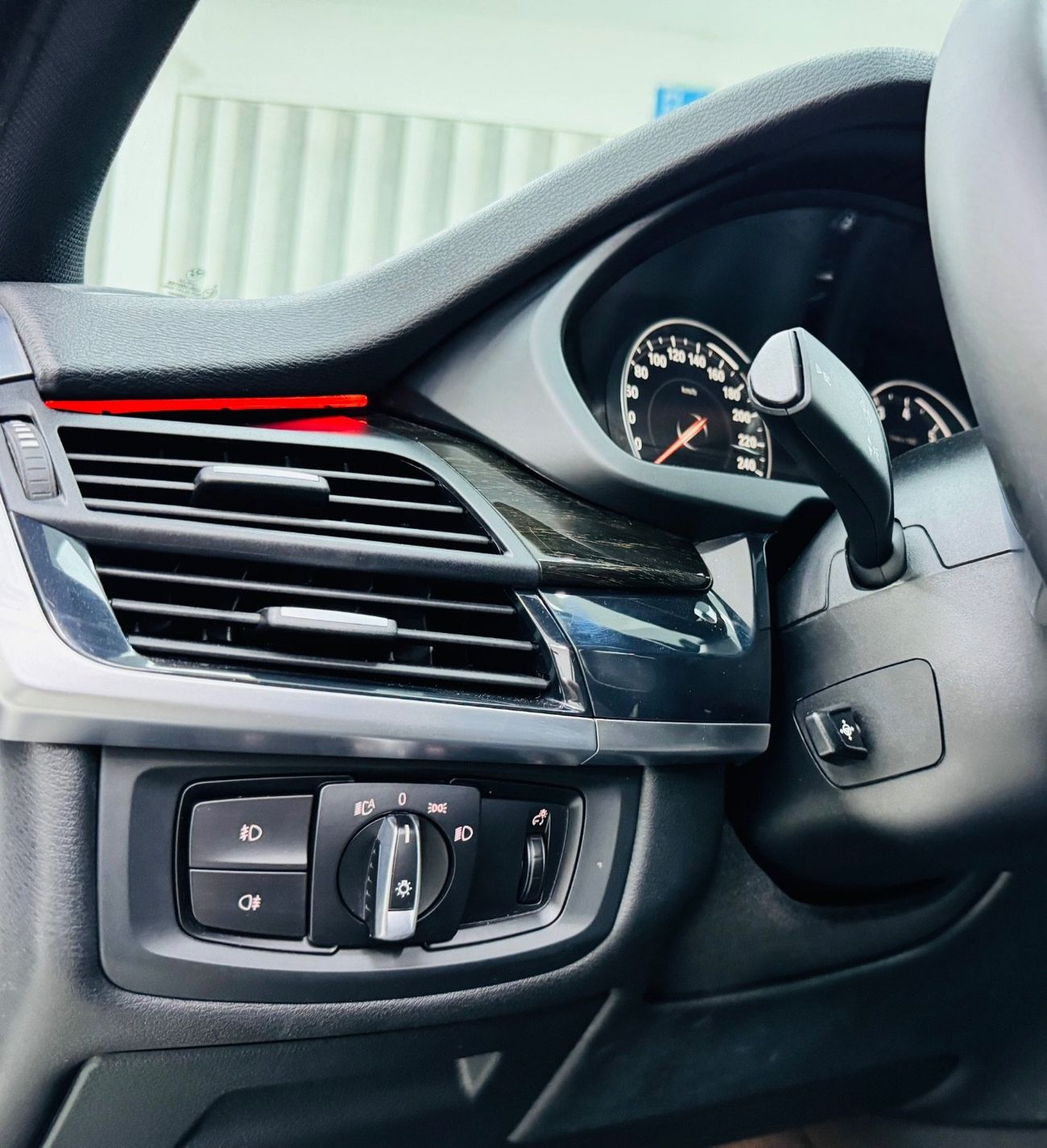 بي أم دبليو X5 35i Exclusive 3.0L (7 Seater)