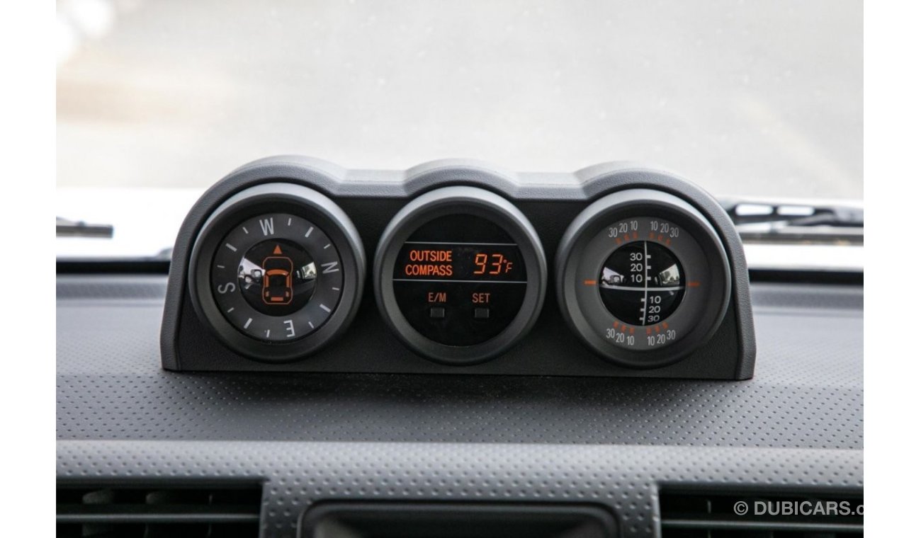 Toyota FJ Cruiser GXR 4.0L with A-Trac , JBL Audio System and Rear Camera