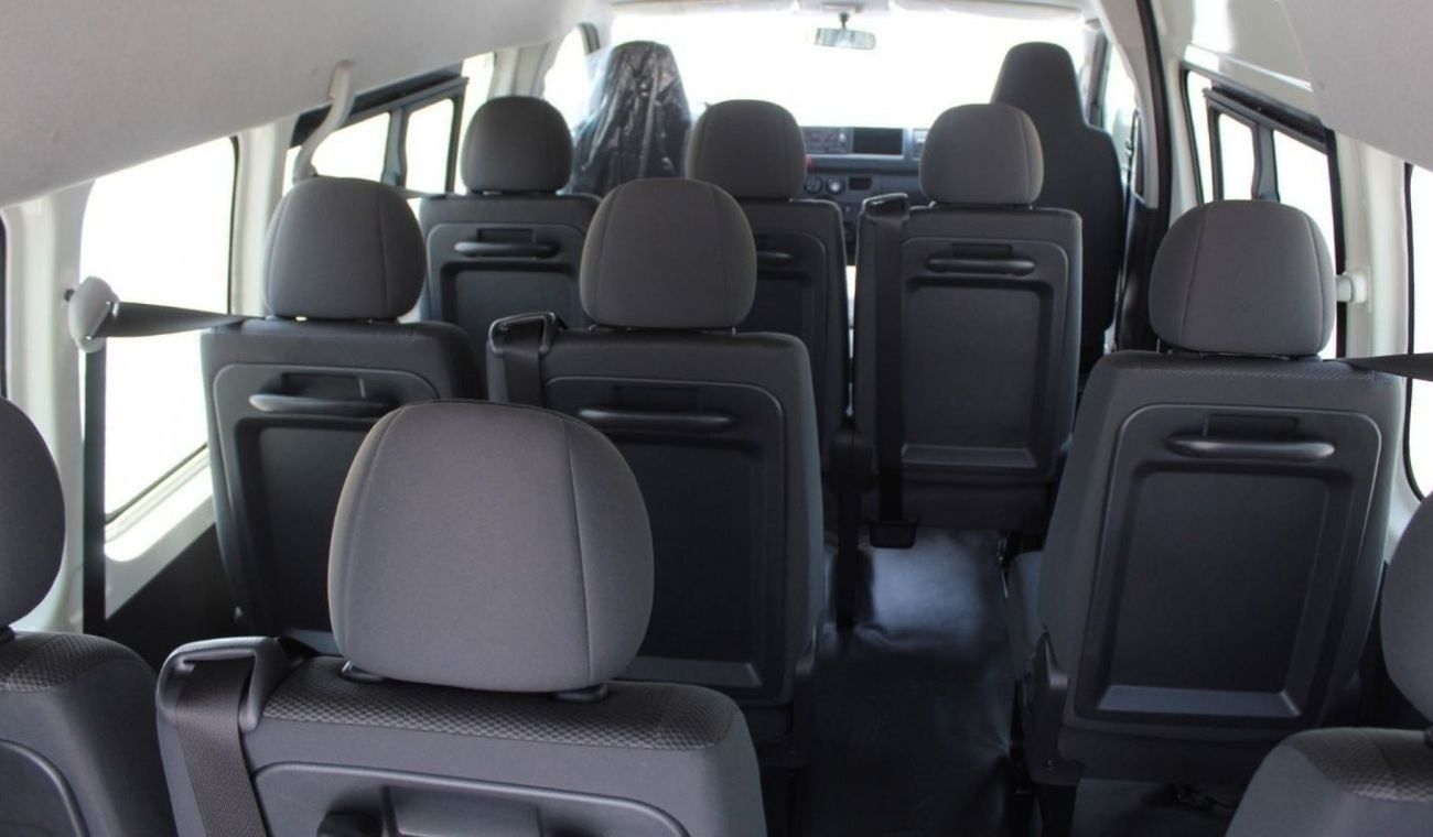 تويوتا هاياس DLS - STD ROOF HIACE 2.5L 15 SEATER AC H.ROOF