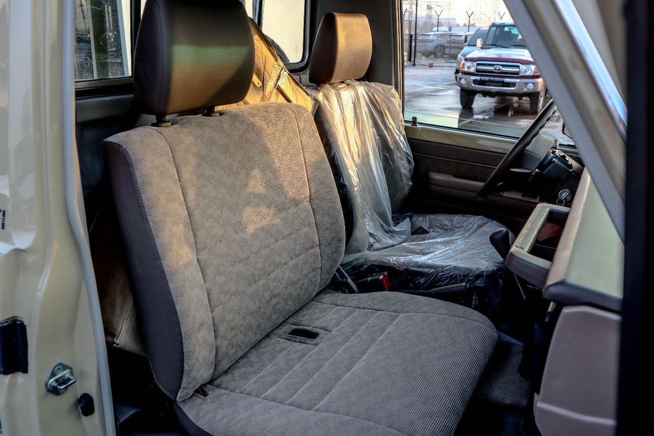 تويوتا لاند كروزر بيك آب PICKUP DLX 4.5L