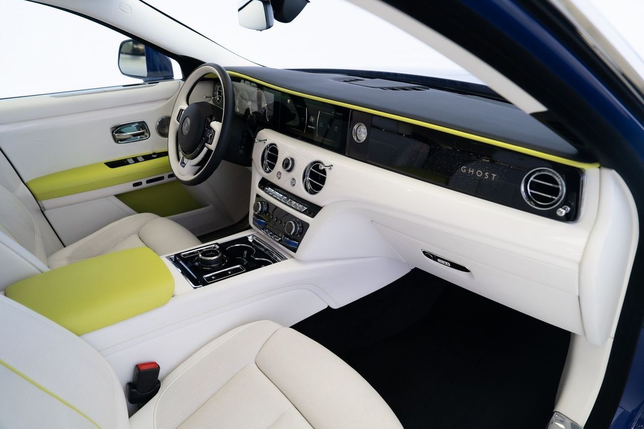 Rolls-Royce Ghost 6.75T Short Wheelbase