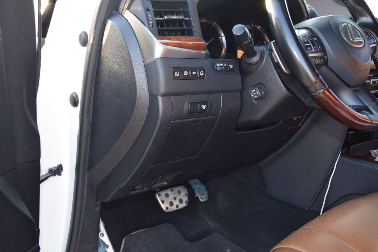 Lexus LX 570 F SPORT  LEXUS LX570 5.7L V8 PETROL FULL OPTIONS