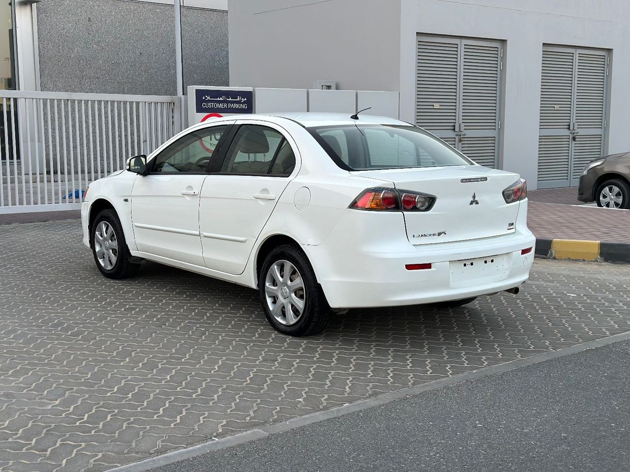 Mitsubishi Lancer GLX GCC 2.0