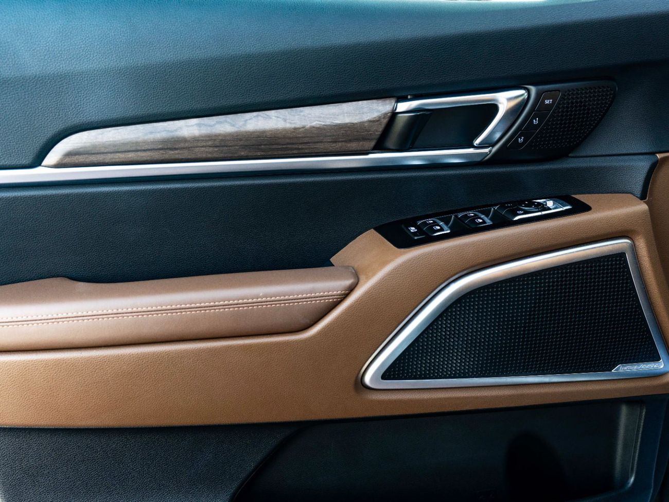 Kia Telluride LX 3.8L (291 HP)