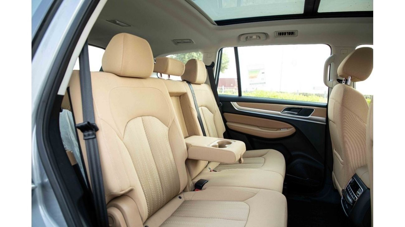 MG RX8 2023 MG RX8 4X4 2.0 STANDARD - Black inside Beige