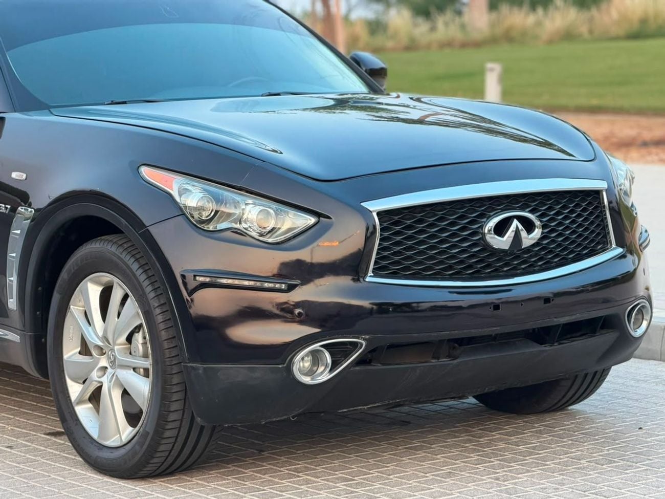 Infiniti QX70 LUXURY