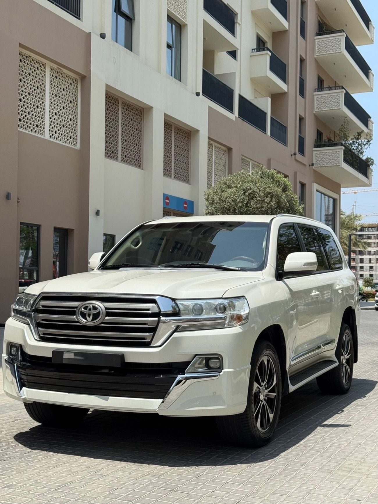 تويوتا لاند كروزر EXR 4.0L AWD