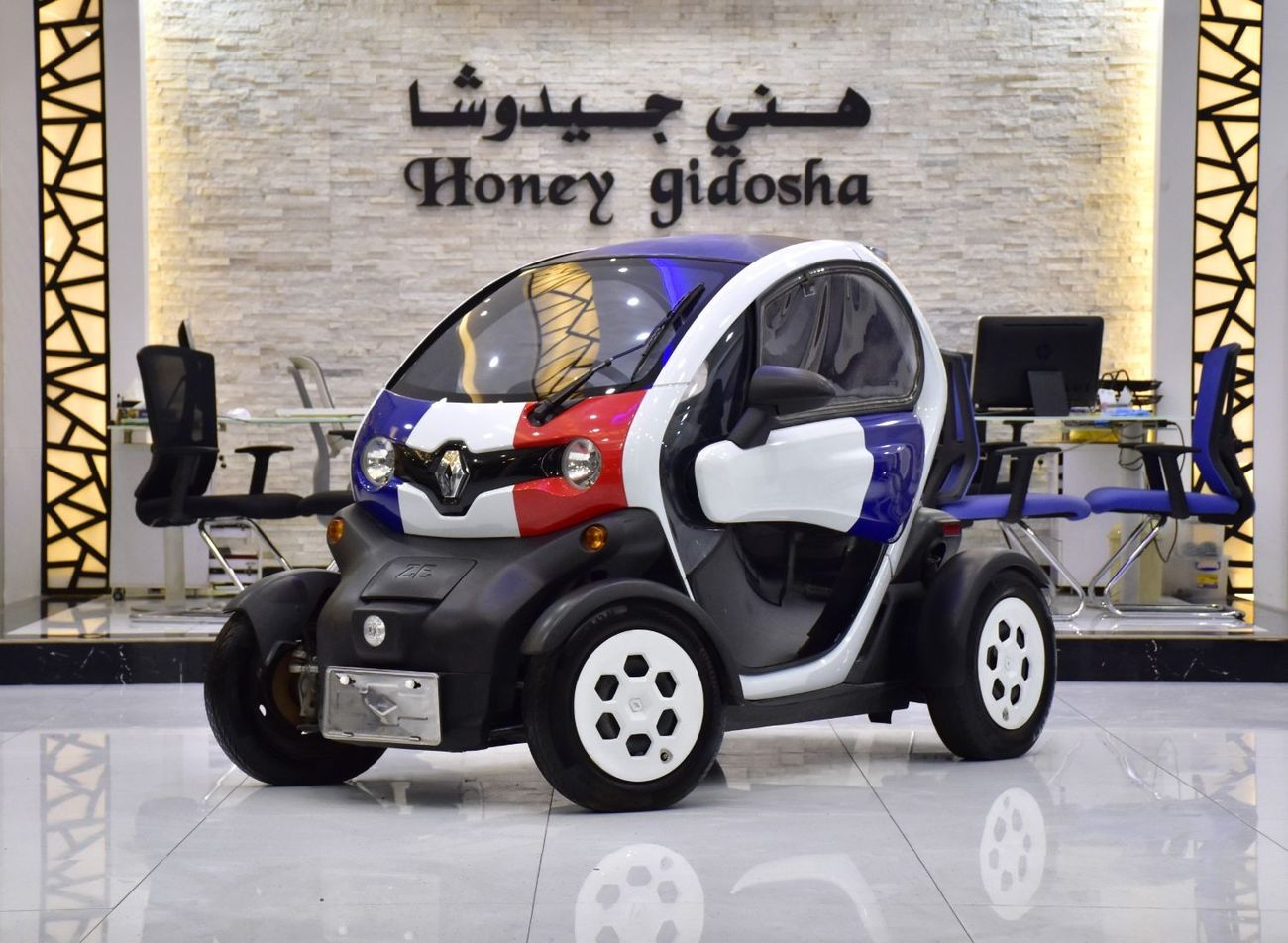 Renault Twizy EXCELLENT DEAL for our Renault Twizy ( 2020 Model ) in White Color GCC Specs