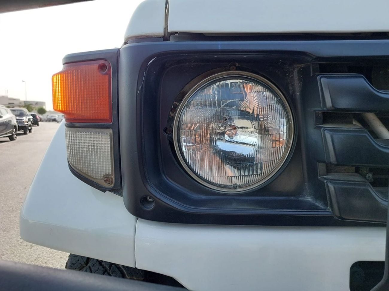 Toyota Land Cruiser TOYOTA LAND CRUISER PICK UP RHD 2001 MODEL 4.2 L DIESEL MANUAL(PM17402)