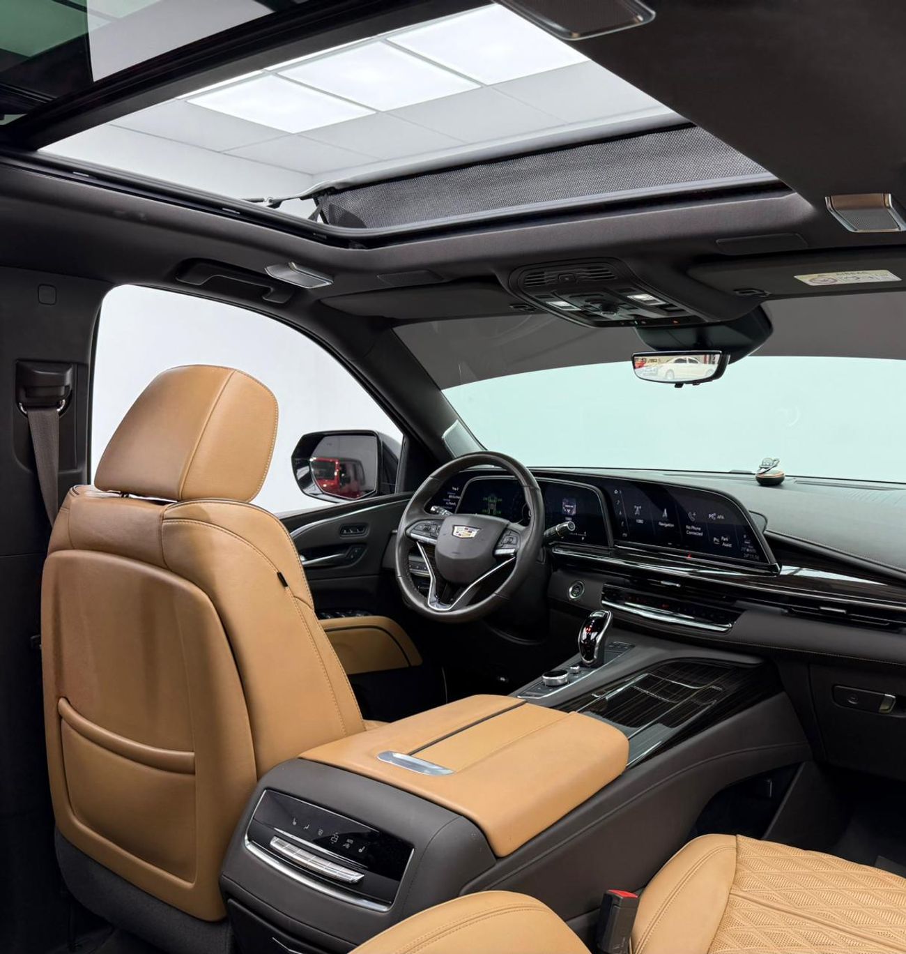 كاديلاك إسكالاد 2022 Cadillac Escalade ESV Platinum, Oct/2026 Cadillac Warranty, Oct/2027 Cadillac Service Contract,