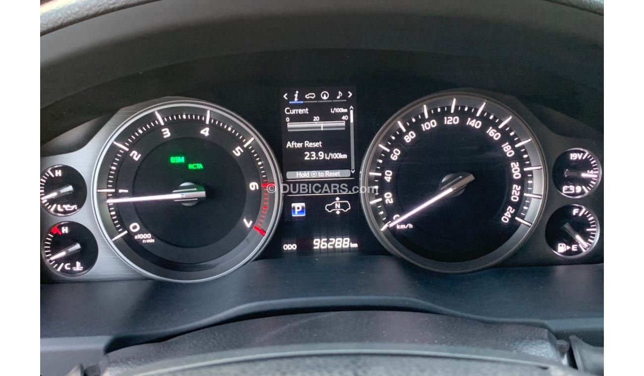 Toyota Land Cruiser VXR