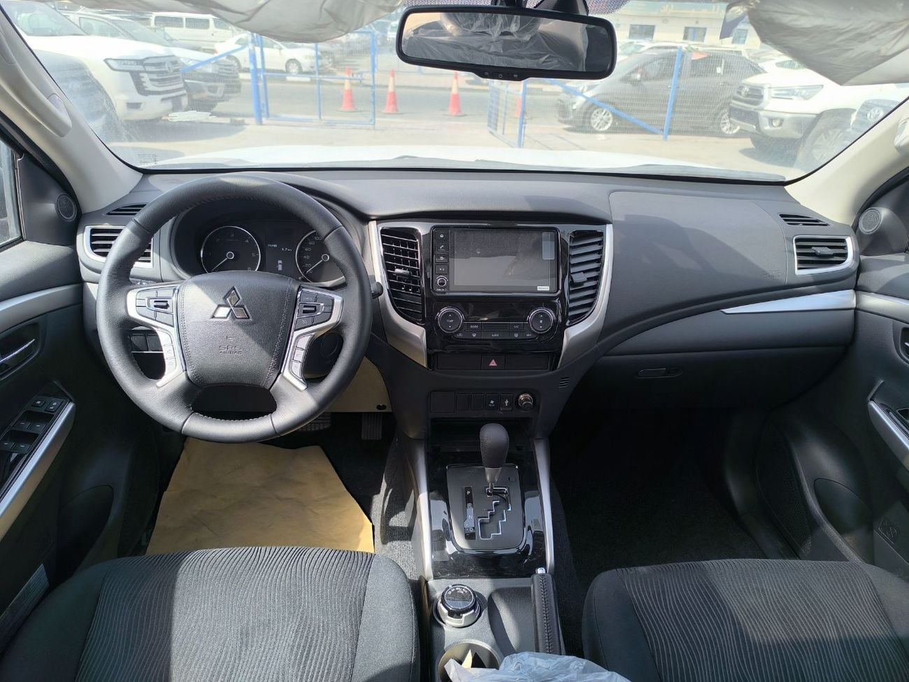 Mitsubishi Montero Sport GLS HIGHLINE MONTERO SPORT 2.5L 4WD DIESEL