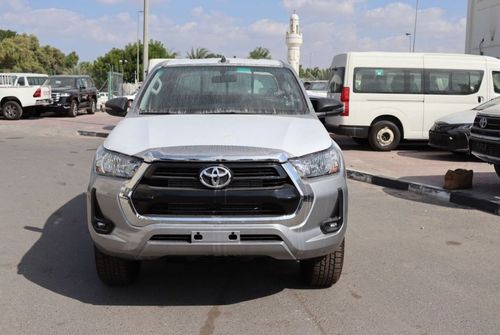 Toyota Hilux HILUX 2.4L DSL MT 4x4