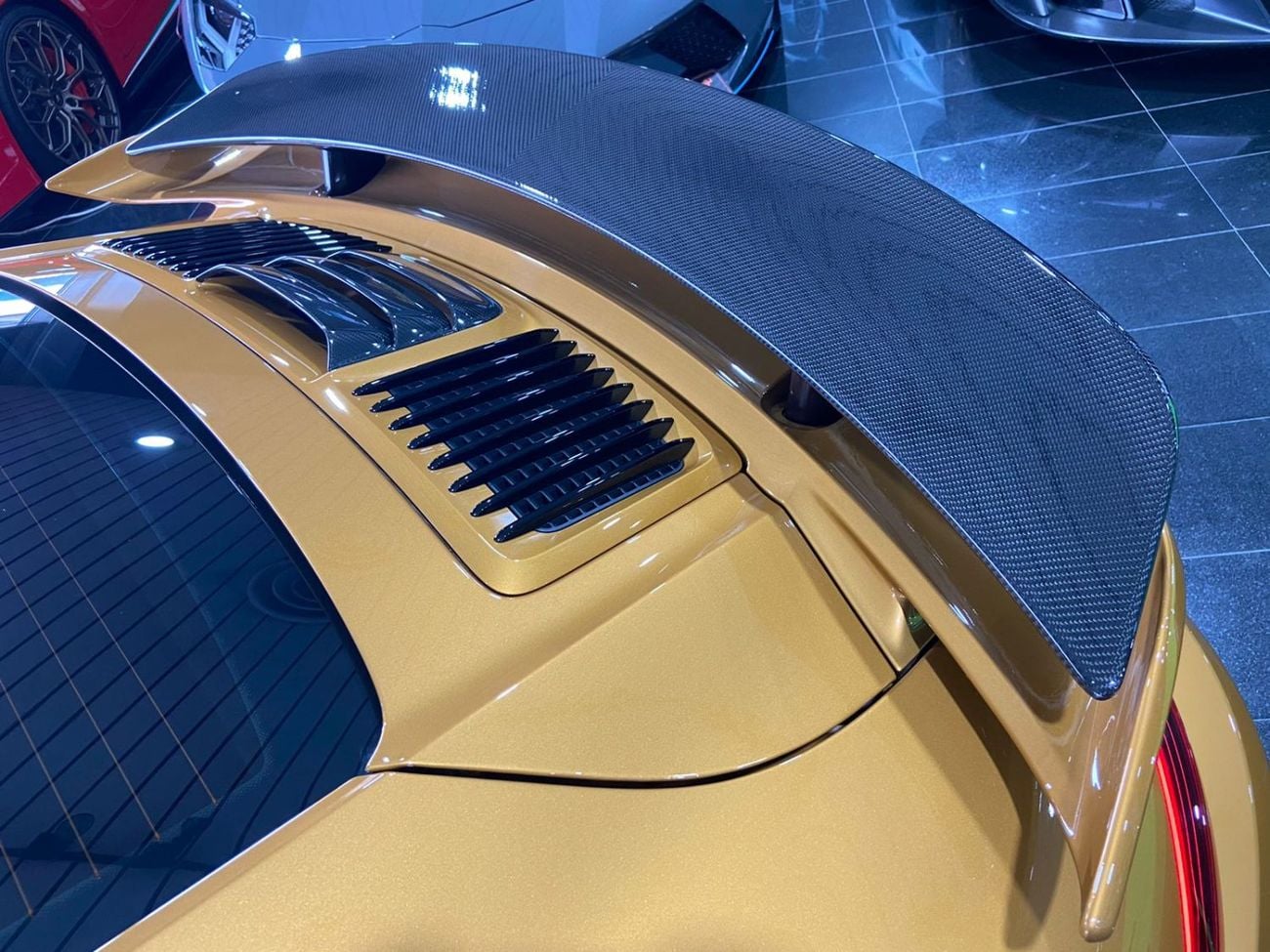 بورش 911 TURBO S EXCLUSIVE SERIES