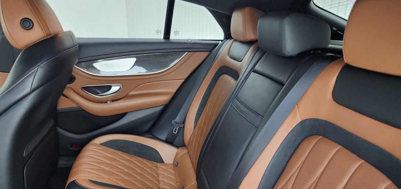 مرسيدس بنز AMG GT
