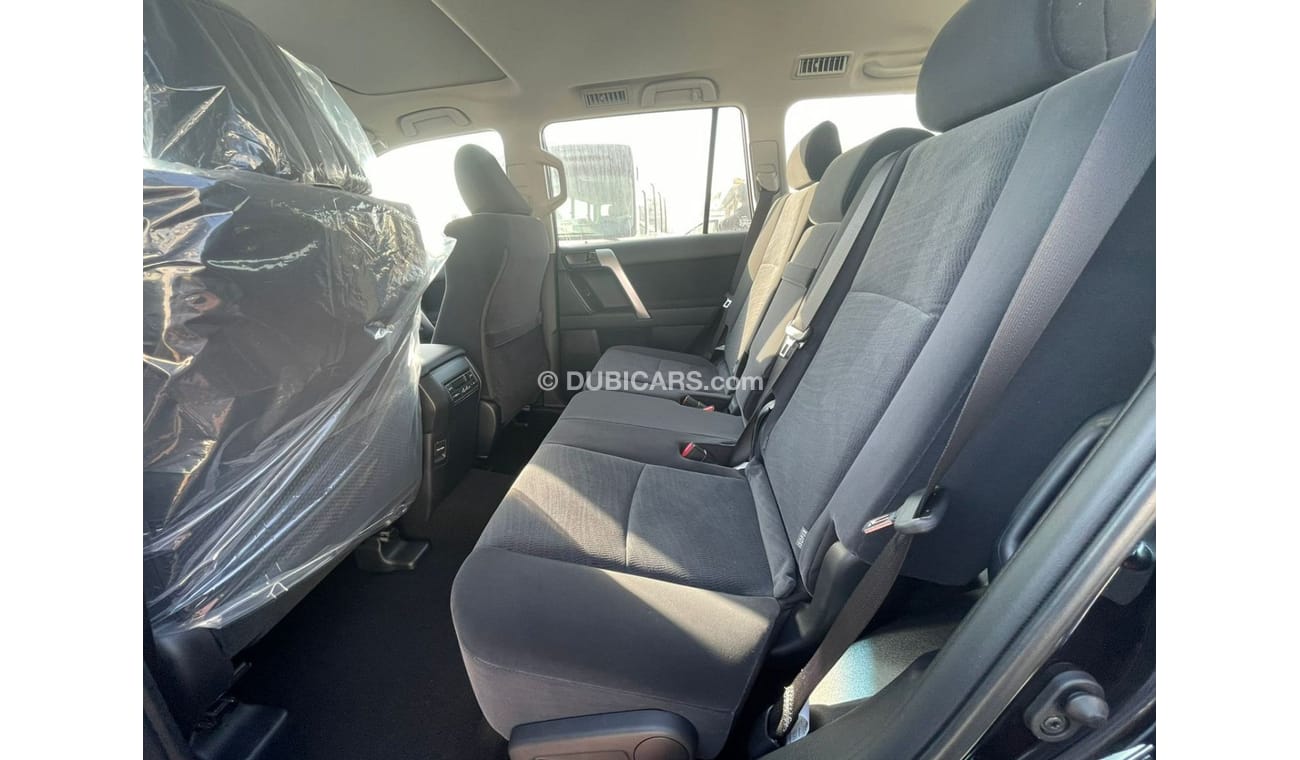 تويوتا برادو تويوتا برادو TXL 4.0L V6 بفتحة سقف لون اسود موديل 2022