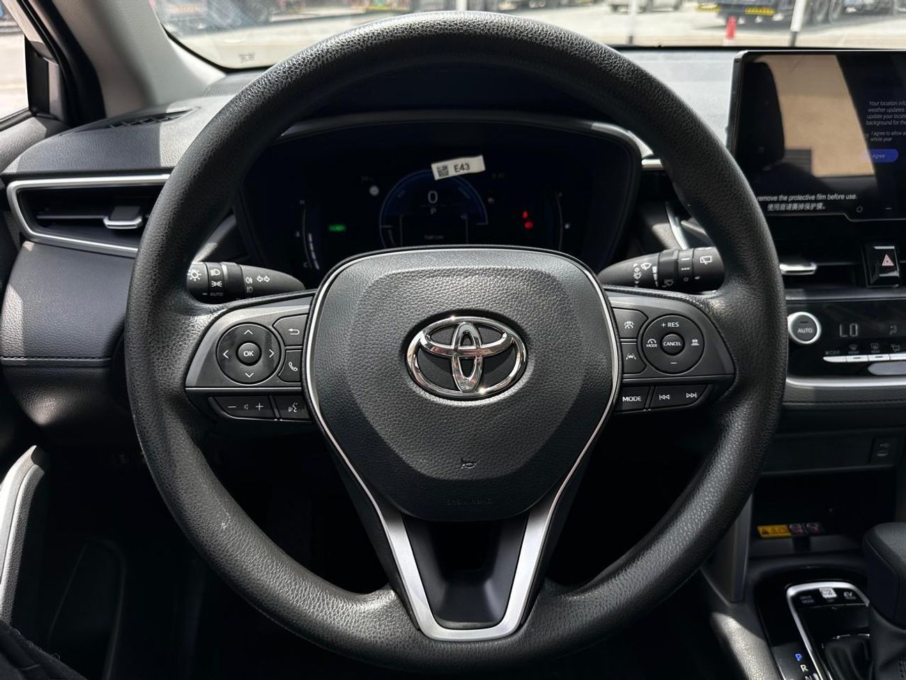 Toyota Corolla Cross TOYOTA COROLLA CROSS LUXURY EDITION 2025 (COLOR AVAILABILITY : WHITE, BLACK, GREY, SILVER)