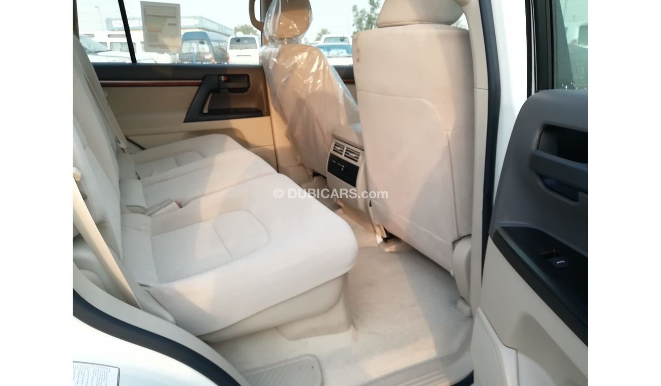 تويوتا لاند كروزر 4.5 Diesel GXR V8 mid options