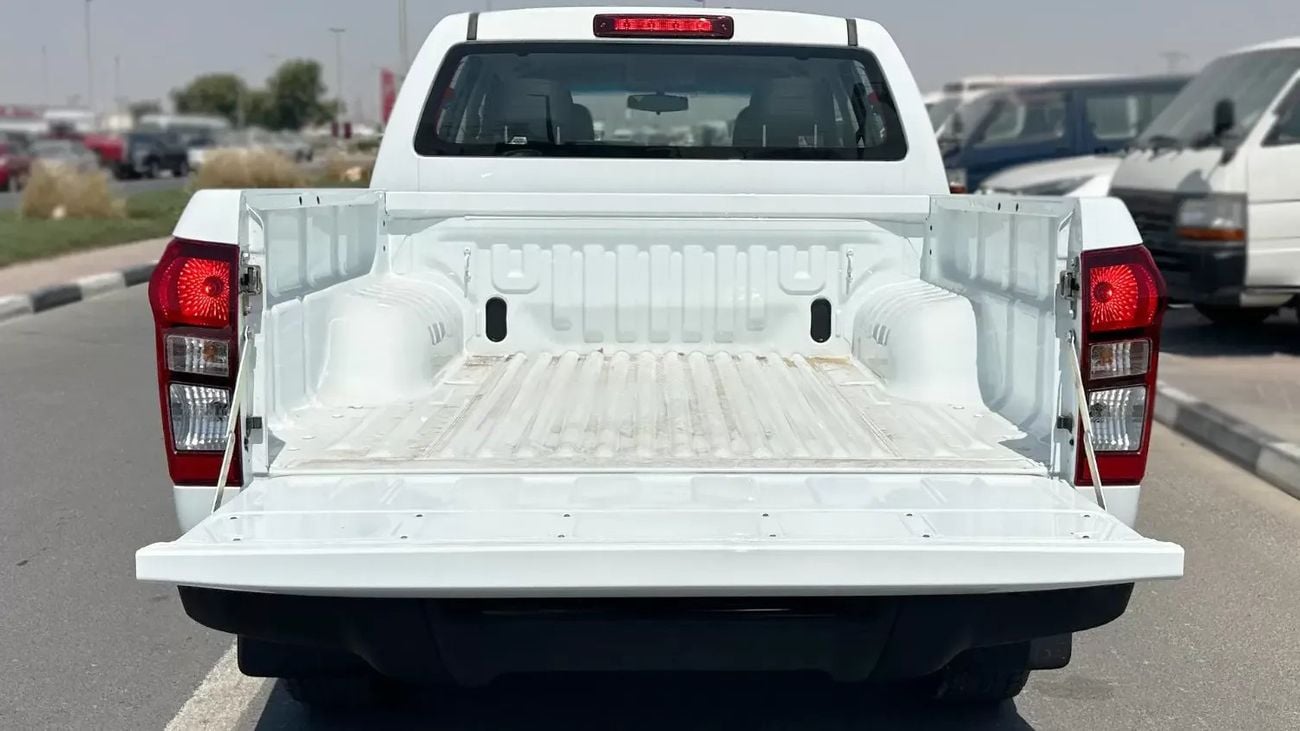 Isuzu D-MAX STANDARD