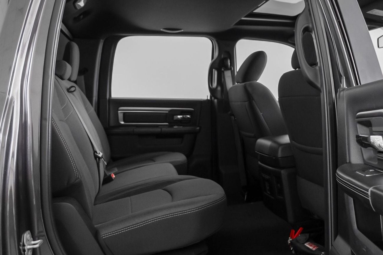 RAM 1500 Classic WARLOCK 5.7L