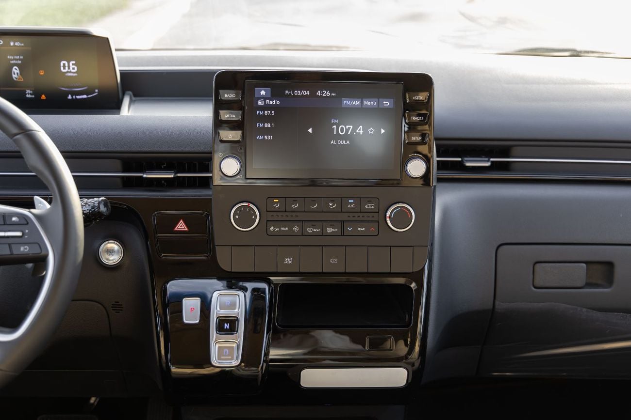 Hyundai Staria Hyundai Staria Comfort | GCC Specs | Automatic | Family Van | 2024 (Export)