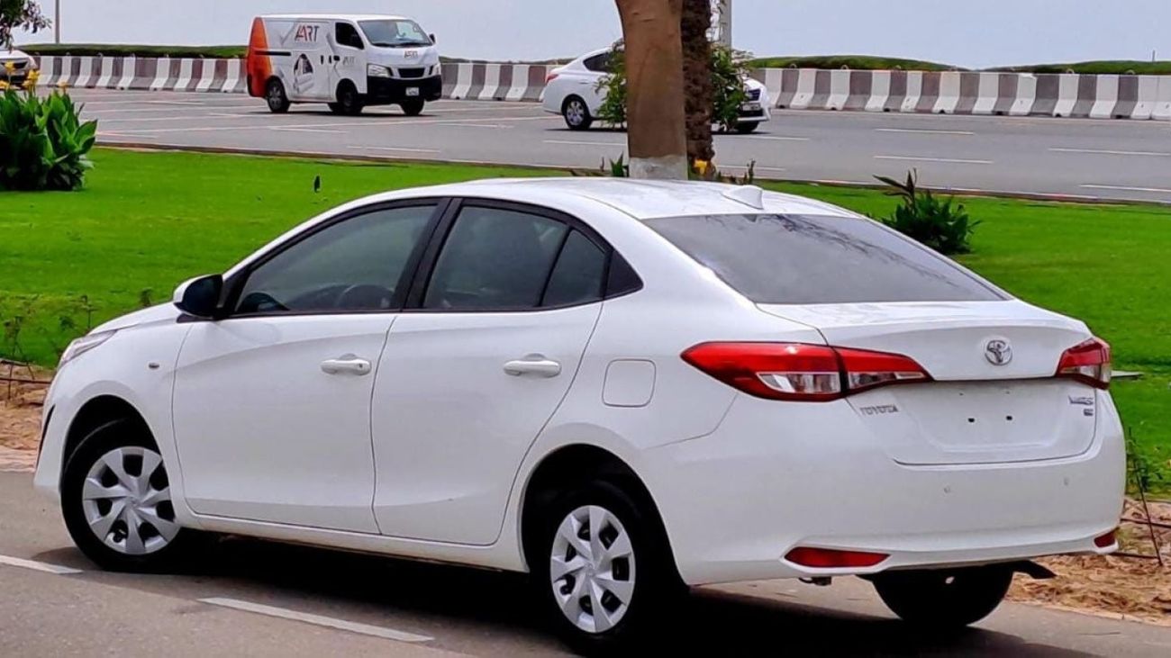 Toyota Yaris 620-Monthly l GCC l Cruise, Camera, GPS l Accident Free