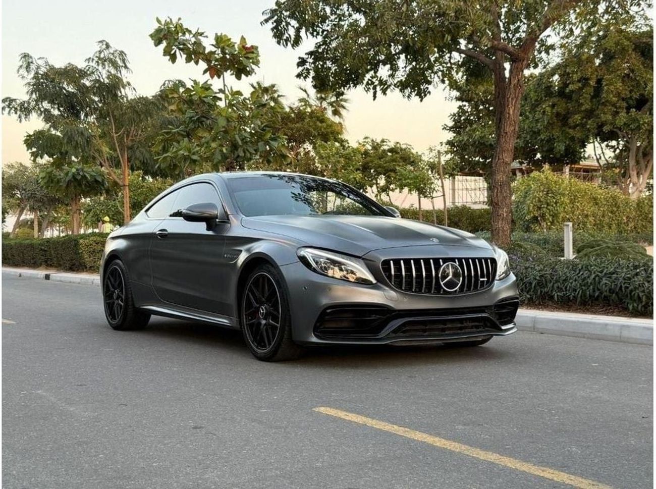 مرسيدس بنز C 63 AMG Std 4.0L