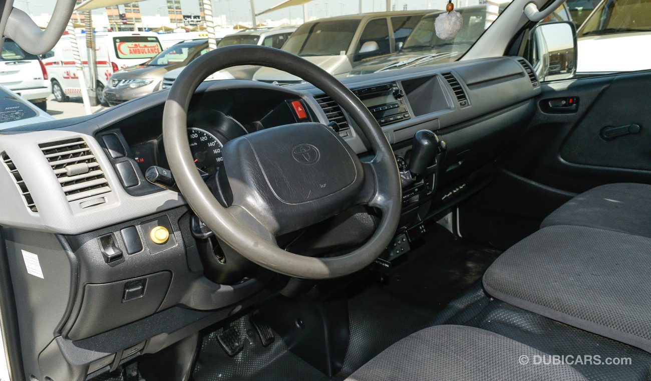 Toyota Hiace Reefer Van High Roof