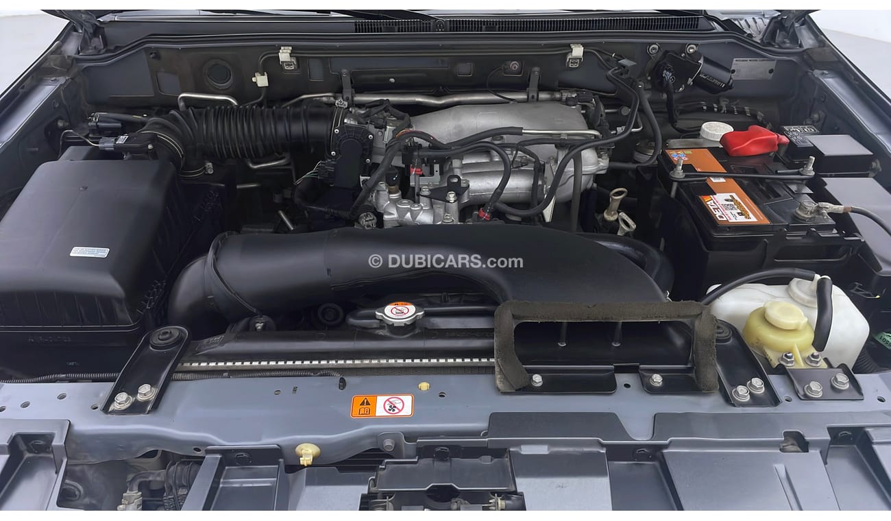 Mitsubishi Pajero GLS BASE 3.5 | Under Warranty | Inspected on 150+ parameters