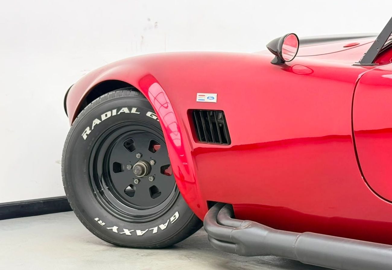 Ford Shelby Cobra 1965 Ford Shelby Cobra, Excellent Condition, Deep Bucket Seats, Smiths Analog Gauges, American Specs