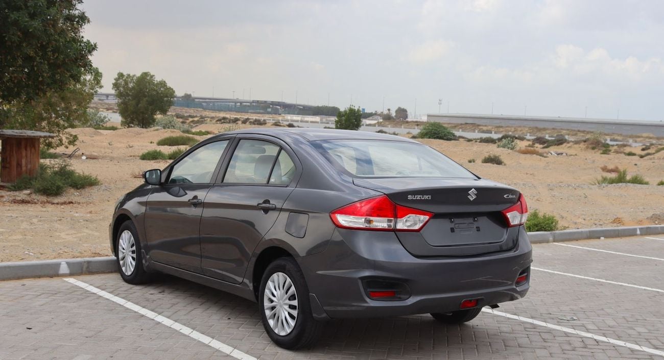 سوزوكي سياز سوزوكى سياز - 2023 - خليجى - بدون حوادث - بمحرك 1.5- بحاله ممتازه