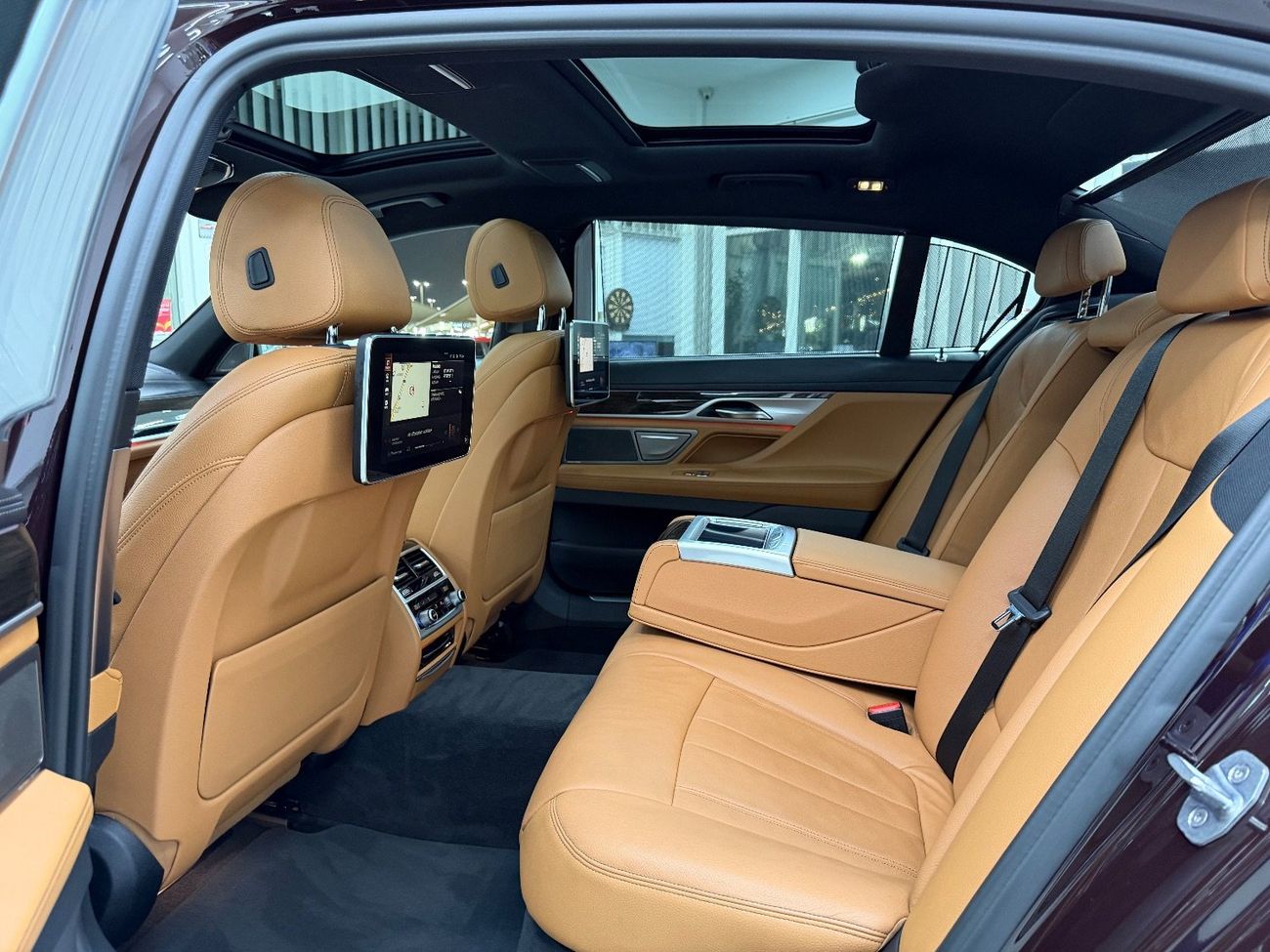بي أم دبليو 730Li Exclusive 2.0L