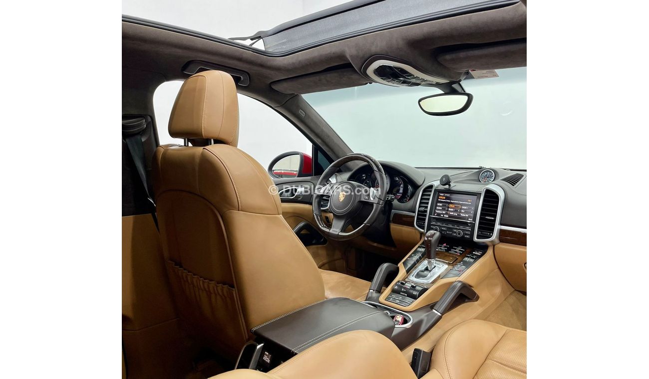 Porsche Cayenne 2014 Porsche Cayenne GTS, 2023 Warranty, Service History, GCC