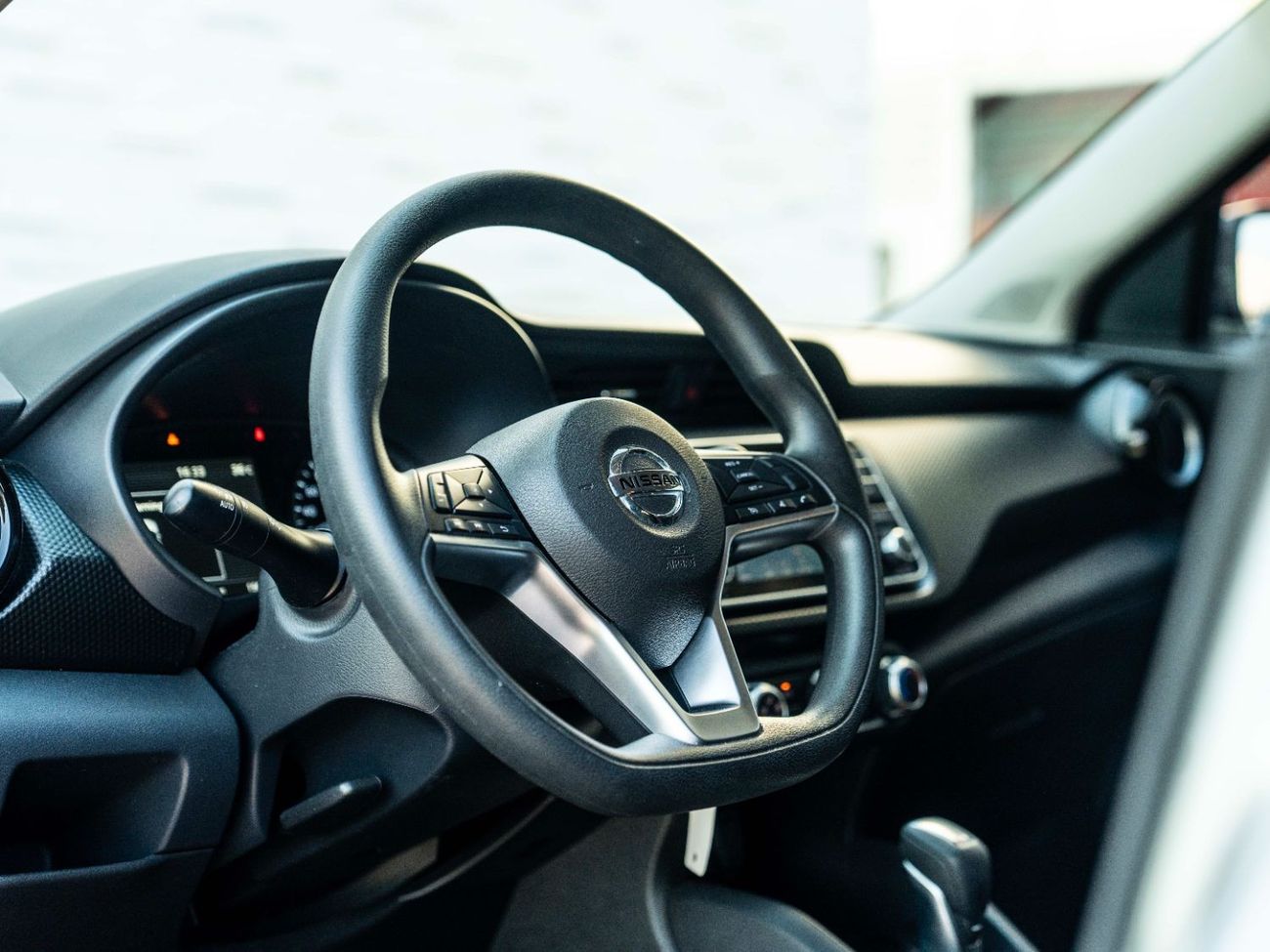 نيسان كيكس AED 943 PM • KICKS SV • ONLY 20,000 KM • FULL SERVICE HISTORY • PRISTINE CONDITION