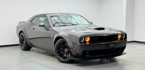 Dodge Challenger 2019 Dodge Challenger 392 SRT 8, Warranty, Carbon Fiber Package, Excellent Condition, GCC
