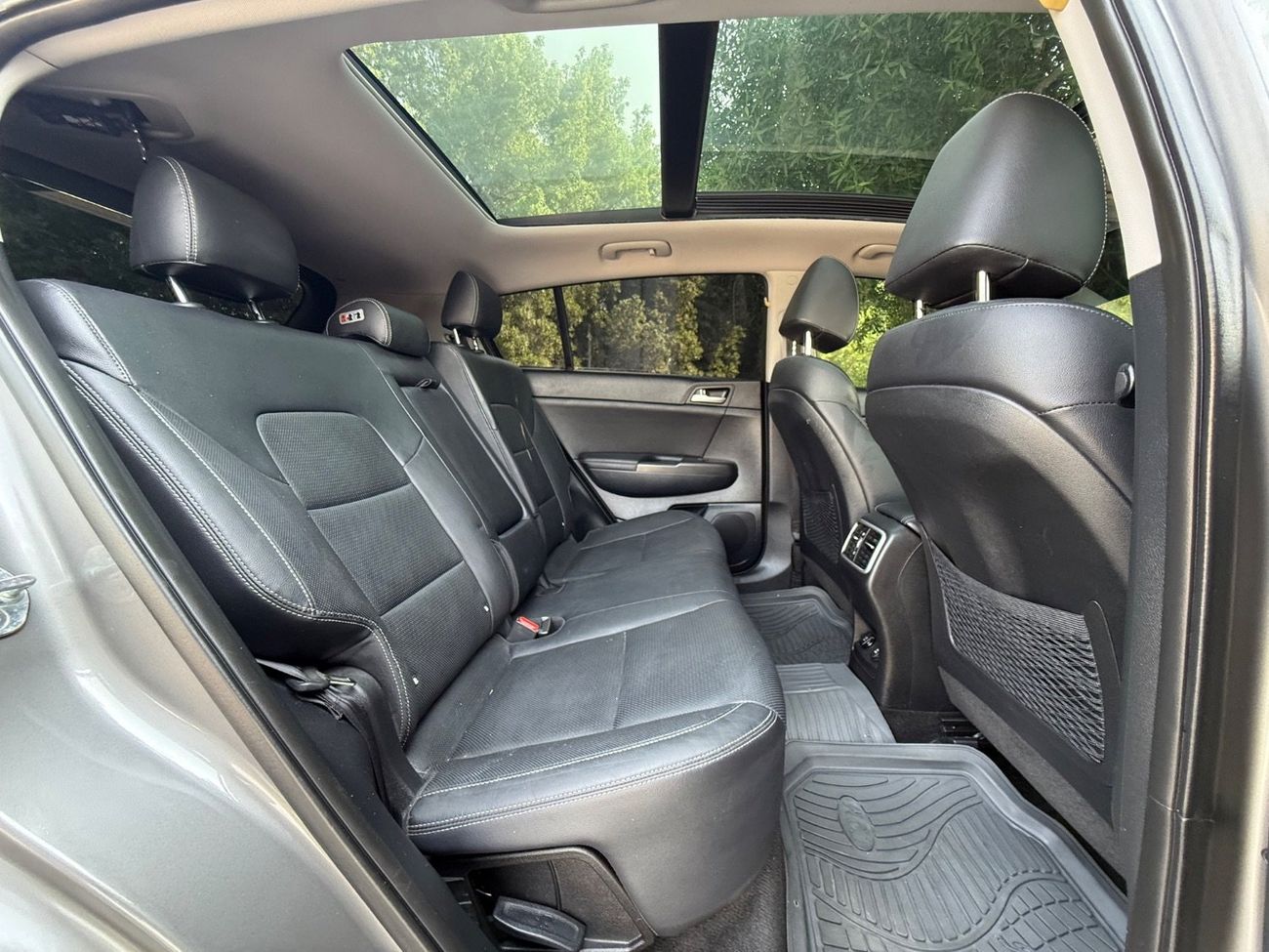 Kia Sportage LX Top 2.4L