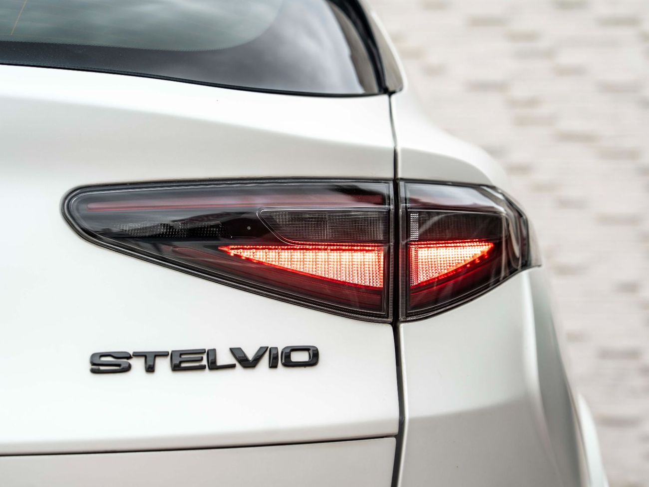 Alfa Romeo Stelvio Quadrifoglio 2.9L (503 HP)