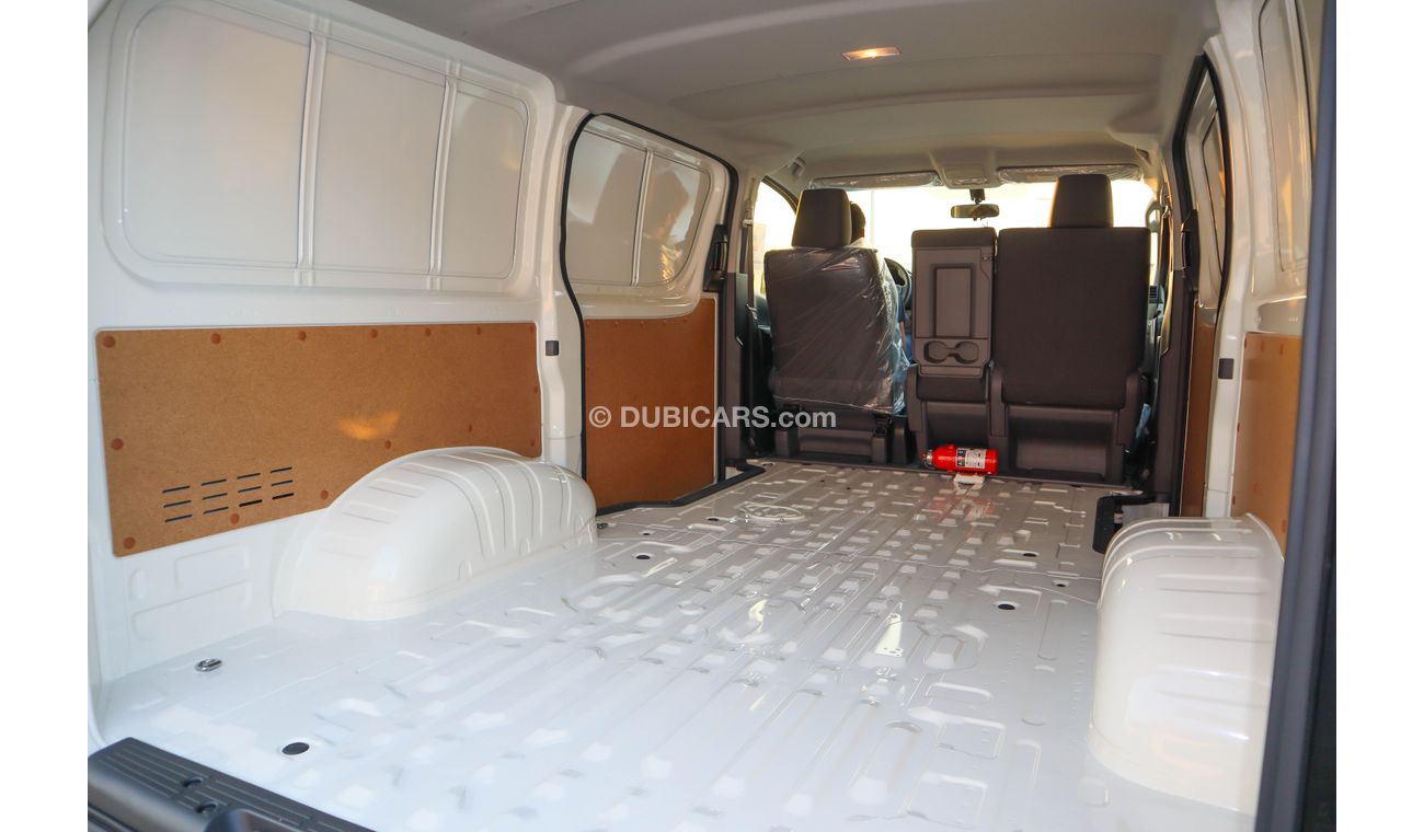 Toyota Hiace Toyota hiace 2023 petrol Van / 5 Doors / 6 Seats (Standard Roof(FOR EXPORT)