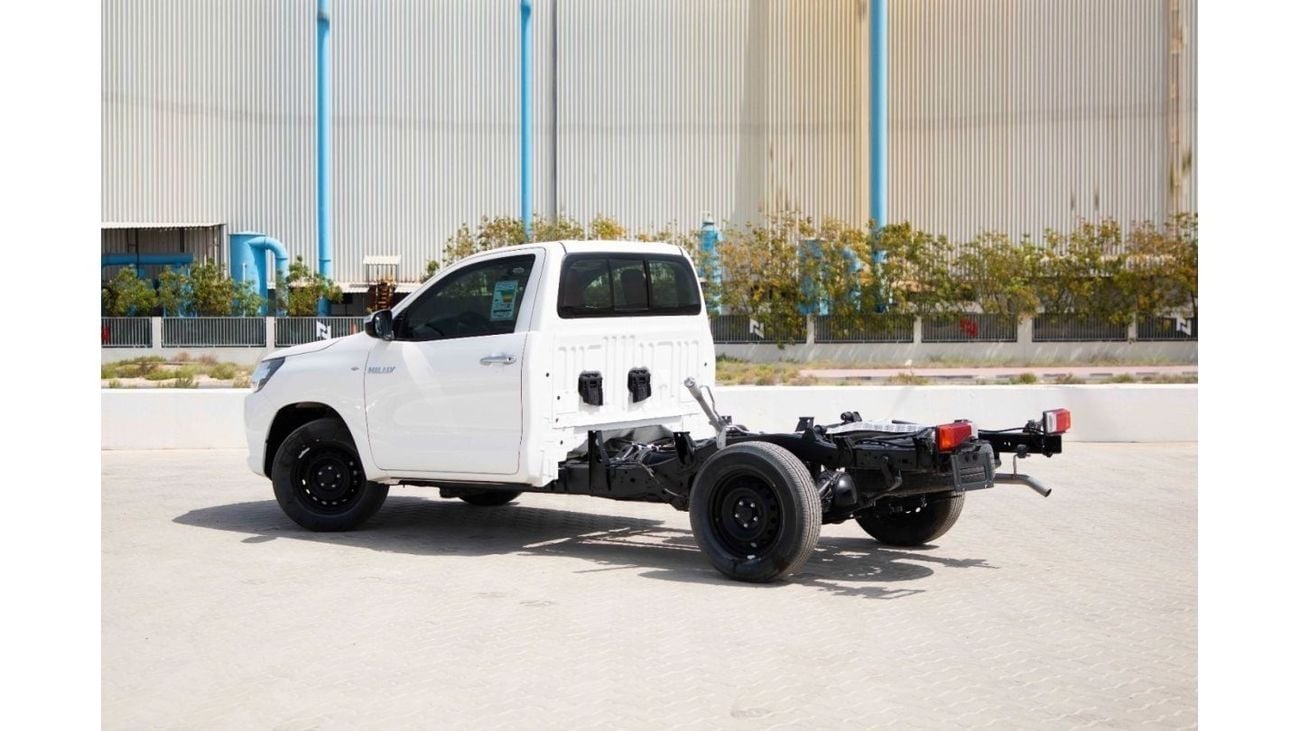Toyota Hilux 2023 Toyota Hilux 4X2 2.7 Chassis Cab - Super White inside Red | Export Only