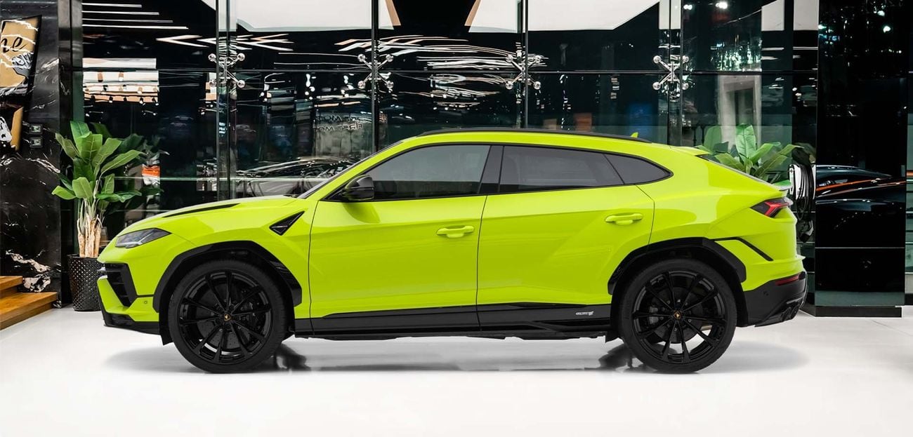 Lamborghini Urus 4.0L V8 Twin-Turbocharged Engine