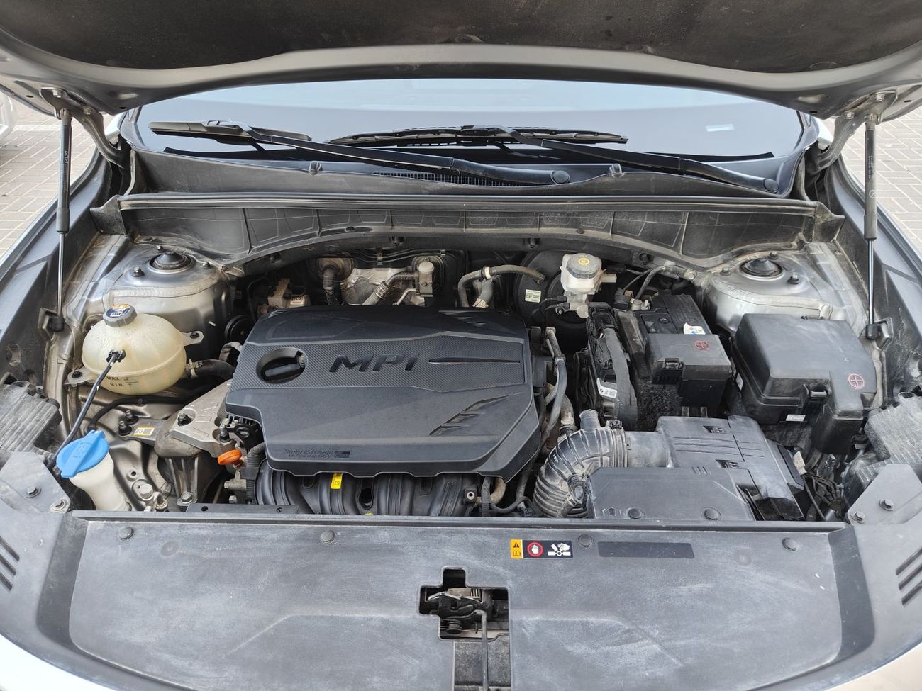 Kia Sorento 2.5L LX (RWD)